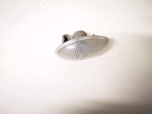 left-side-indicator-citroen-c2-jm_-2003-2004-2005-2006-2007-2008-2009-2010-2011-2012-2013-2014-2015-2016-2017-35551359 main image