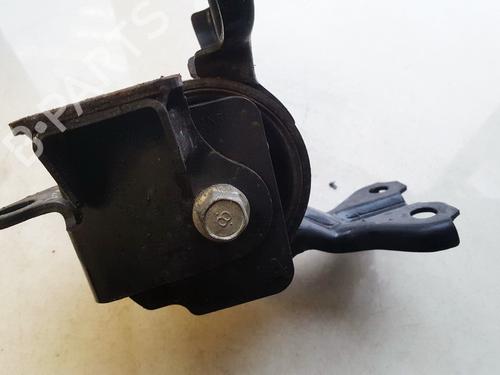Used Engine mount Engine mount MITSUBISHI OUTLANDER II (CW_W) 2.0 DI-D (CW8W) (140 hp) 33517950 33517950