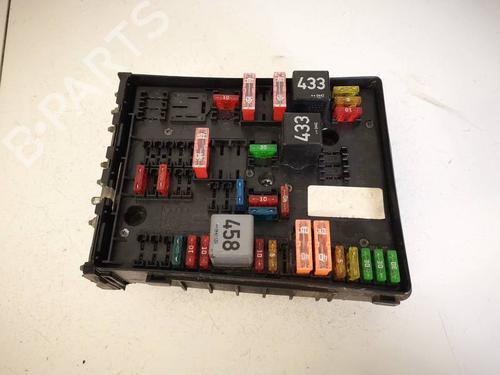 Fuse box VW GOLF PLUS V (5M1, 521) 1.9 TDI | BP38430944E1 - Image 3