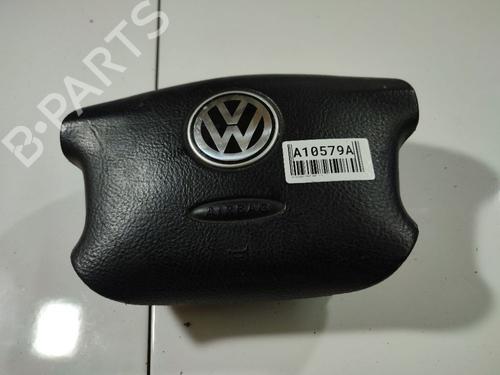 Used Driver airbag Driver airbag VW GOLF IV (1J1) 1.9 SDI (68 hp) 32561181 32561181