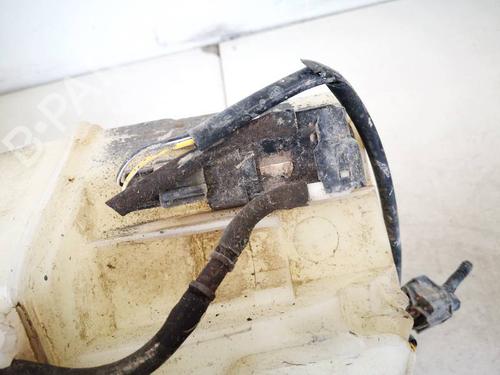 washer-pump-volvo-v70-ii-285-1999-2000-2001-2002-2003-2004-2005-2006-2007-2008-35281828 main image
