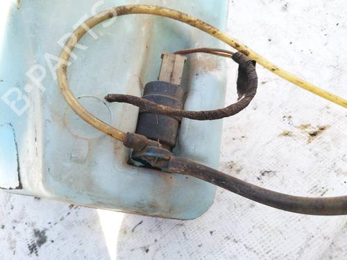 Used Washer pump Washer pump VW PASSAT B3/B4 Variant (3A5, 35I) 1.8 (90 hp) 35051465 35051465