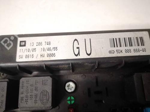 Fuse box OPEL ASTRA H (A04) 1.9 CDTI (L48) | BP35998530E1 - Image 2