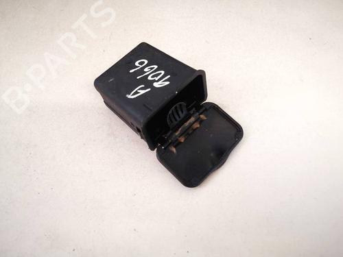 Used Ashtray Ashtray OPEL ZAFIRA A MPV (T98) 2.0 DTI 16V (F75) (101 hp) 35280972 35280972