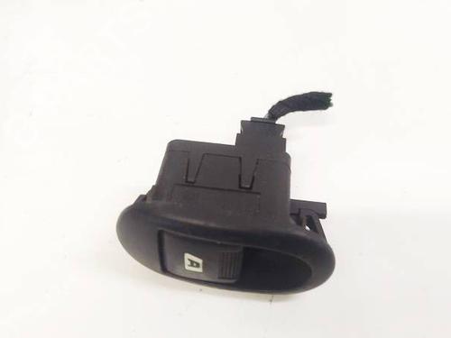 switch-citroen-c3-pluriel-hb_-2003-32603981 main image