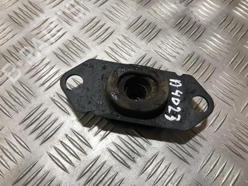 Used Engine mount Engine mount RENAULT MEGANE II (BM0/1_, CM0/1_) 1.5 dCi (BM1E, CM1E) (106 hp) 33500238 33500238