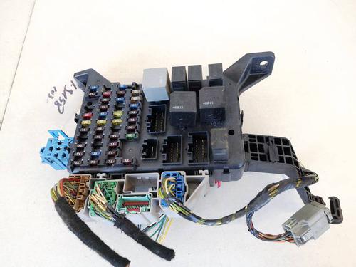 Used Fuse box Fuse box FORD MONDEO III (B5Y) 2.0 16V TDDi / TDCi (115 hp) 32944795 32944795