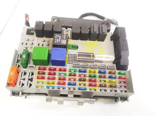 Used Fuse box Fuse box 32620021 32620021