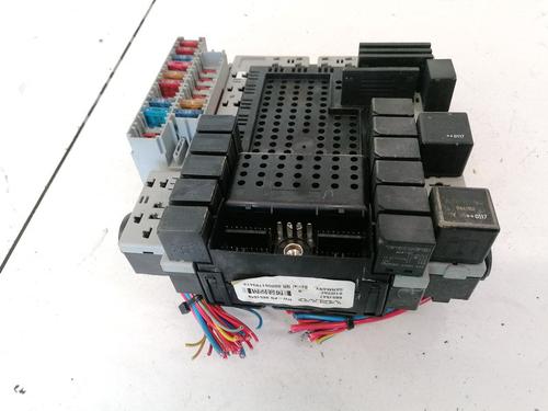 Used Fuse box Fuse box VOLVO S60 I (384) D5 (163 hp) 32909871 32909871