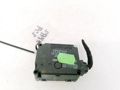 Used Electronic module Electronic module VW PHAETON (3D1, 3D2, 3D3, 3D4, 3D6, 3D7, 3D8, 3D9) 3.2 V6 (241 hp) 32921993 32921993
