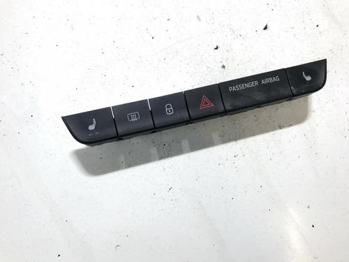 warning-switch-skoda-fabia-iii-nj3-2014-2015-2016-2017-2018-2019-2020-2021-35844531 main image