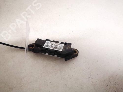 Used Electronic module Electronic module MERCEDES-BENZ C-CLASS (W203) C 220 CDI (203.008) (150 hp) 32577268 32577268