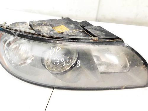 Used Right headlight Right headlight VOLVO V50 (545) 1.6 D (110 hp) 35296168 35296168
