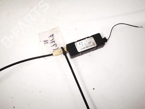 Used Electronic module Electronic module VW PASSAT B6 (3C2) 2.0 TDI (140 hp) 35458166 35458166