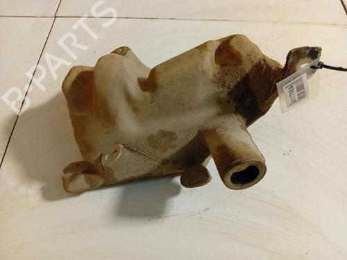 Used Windscreen washer tank Windscreen washer tank 39182558 39182558