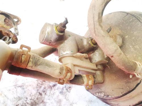 Used Brake master cylinder Brake master cylinder HONDA CIVIC VII Hatchback (EU, EP, EV) 1.4 iS (EP1, EU5, EU7) (90 hp) 35389143 35389143