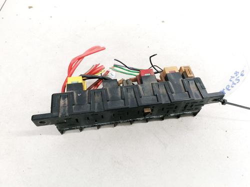 Used Fuse box Fuse box AUDI 100 C4 Avant (4A5) 2.5 TDI (115 hp) 33080479 33080479