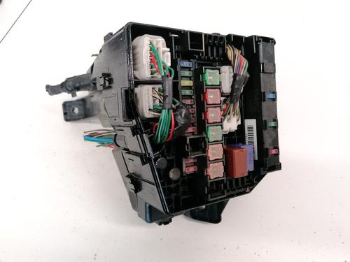 fuse-box-toyota-yaris-_p9_-2005-2006-2007-2008-2009-2010-2011-2012-2013-2014-32876767 main image