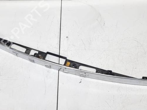 Used Tailgate trim Tailgate trim TESLA MODEL S (5YJS) 85D AWD (421 hp) 35159387 35159387