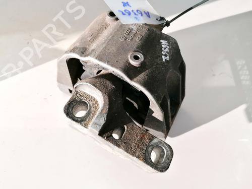 Used Engine mount Engine mount VW GOLF IV (1J1) 1.9 SDI (68 hp) 33086322 33086322
