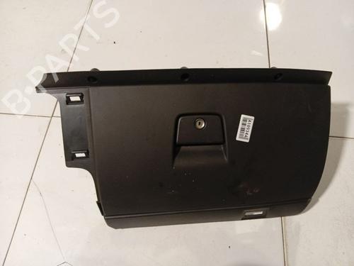 Used Glove box Glove box 34862673 34862673