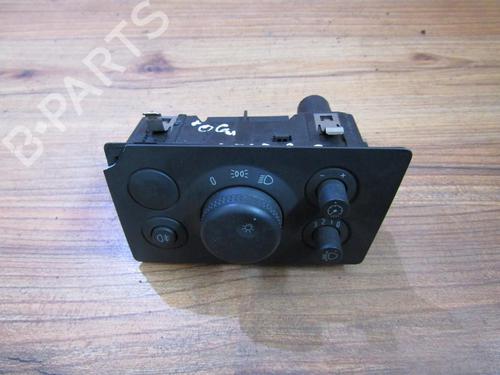 Used Switch Switch OPEL ZAFIRA / ZAFIRA FAMILY B (A05) 1.6 (M75) (115 hp) 35650417 35650417