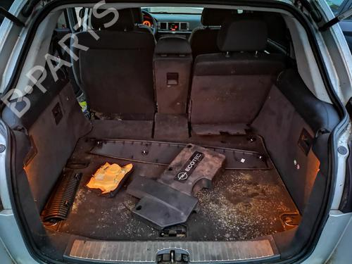 Fuse box OPEL SIGNUM Hatchback (Z03) 2.2 DTI (F48) | BP32591267E1 