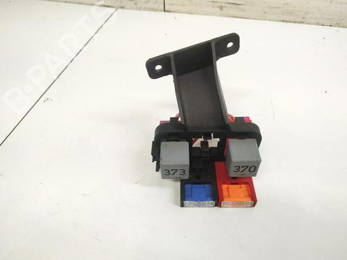 Used Fuse box VW PASSAT B5.5 (3B3) 2.0 TDI (136 hp) 32894627