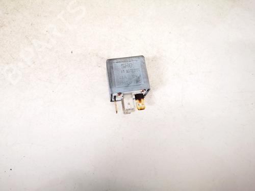 other-vw-passat-b5-variant-3b5-1997-1998-1999-2000-2001-33078897 main image