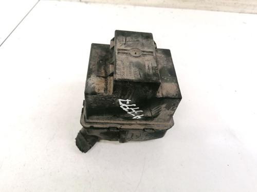 Used Fuse box VW PASSAT B6 (3C2) 2.0 TDI (140 hp) 32904935