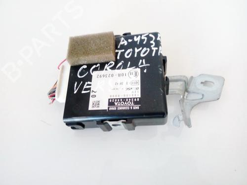 Used Electronic module Electronic module TOYOTA COROLLA Verso (ZER_, ZZE12_, R1_) 2.2 D-4D (AUR10_, AUR10R) (136 hp) 33525608 33525608