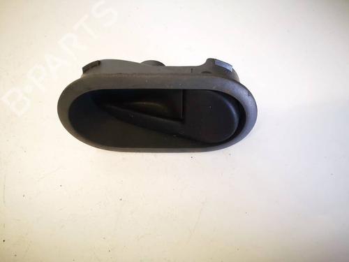Used Front right interior door handle Front right interior door handle 34792118 34792118