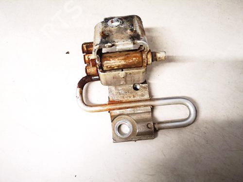 Used Hinge/Door check strap Hinge/Door check strap VW BORA I (1J2) 1.9 TDI (101 hp) 33091455 33091455