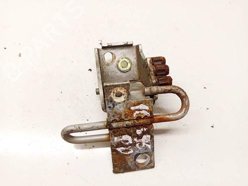 hingedoor-check-strap-audi-a4-b5-8d2-1994-1995-1996-1997-1998-1999-2000-2001-32540916 main image