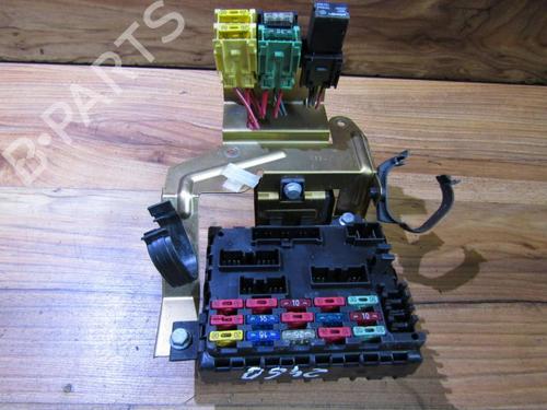 Used Fuse box Fuse box FIAT BRAVA (182_) 1.4 12 V (182.BA) (80 hp) 33480921 33480921