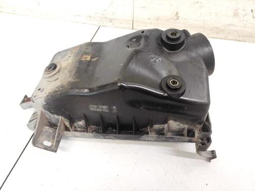 Used Air filter box Air filter box TOYOTA MATRIX (_E13_) 1.8 VVTi (ZZE132, ZZE134) (132 hp) 35450851 35450851
