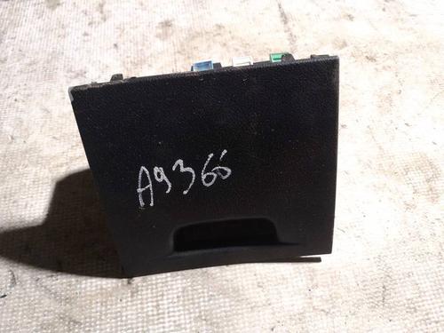 Porta-luvas Porta-luvas RENAULT LAGUNA III (BT0/1) 2.0 dCi (BT01, BT08, BT09, BT0E, BT0K, BT12, BT1C, BT1D,... (150 hp) 35253338 35253338
