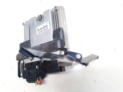 Used Engine control unit (ECU) Engine control unit (ECU) AUDI A4 B8 (8K2) 2.0 TDI (143 hp) 32925463 32925463