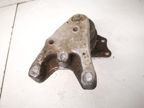 Used Engine mount Engine mount VW POLO IV (9N_, 9A_) 1.2 12V (64 hp) 32914603 32914603
