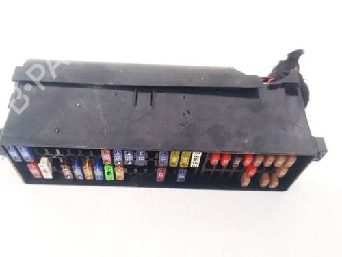 Used Fuse box SKODA ROOMSTER (5J7) 1.4 TDI (70 hp) 32586889