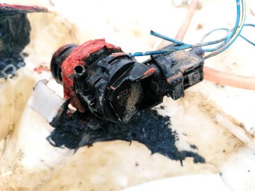 washer-pump-toyota-rav-4-ii-_a2_-2000-2001-2002-2003-2004-2005-35439798 main image