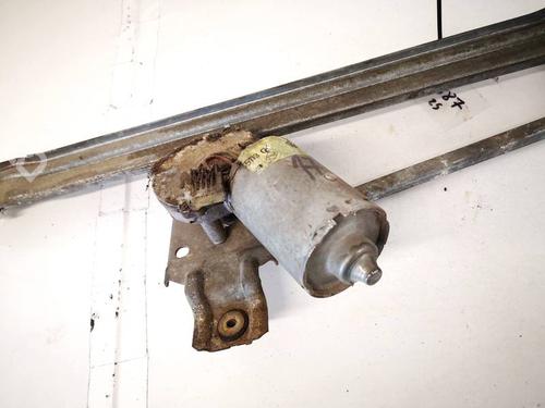 Used Front wiper motor Front wiper motor VW PASSAT B2 (32B) 1.6 D (54 hp) 35384819 35384819