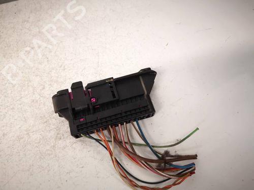 Electronic module VW GOLF PLUS V (5M1, 521) 1.9 TDI | BP38431432M83 - Image 2