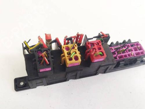 Used Fuse box AUDI A6 C5 (4B2, 4B4) 1.9 TDI (130 hp) 32623533