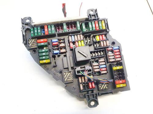Used Fuse box BMW 5 (F10) 520 d (184 hp) 32619770