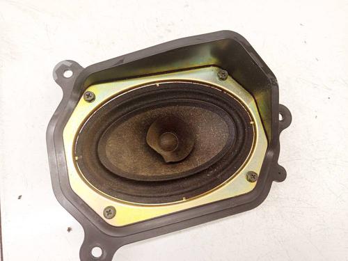 Used Speaker Speaker NISSAN ALMERA TINO (V10) 1.8 (116 hp) 34615647 34615647