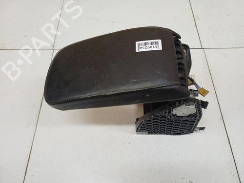Used Armrest / Center console Armrest / Center console 38576435 38576435