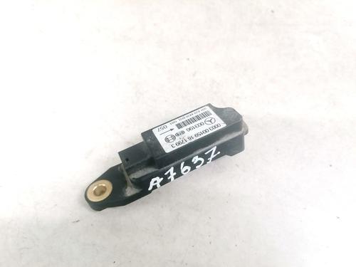 Used Electronic module Electronic module MERCEDES-BENZ C-CLASS (W203) C 220 CDI (203.006, 203.008) (143 hp) 32890344 32890344