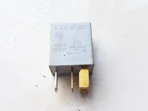Used Electronic sensor Electronic sensor TOYOTA AVENSIS (_T25_) 2.0 D-4D (CDT250_, CDT250R) (116 hp) 33525333 33525333
