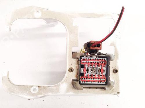Used Fuse box Fuse box VOLVO V70 II (285) D5 (163 hp) 34427478 34427478